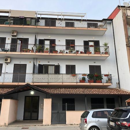 Il Giardino Della Reggia Bed & Breakfast Caserta Ngoại thất bức ảnh