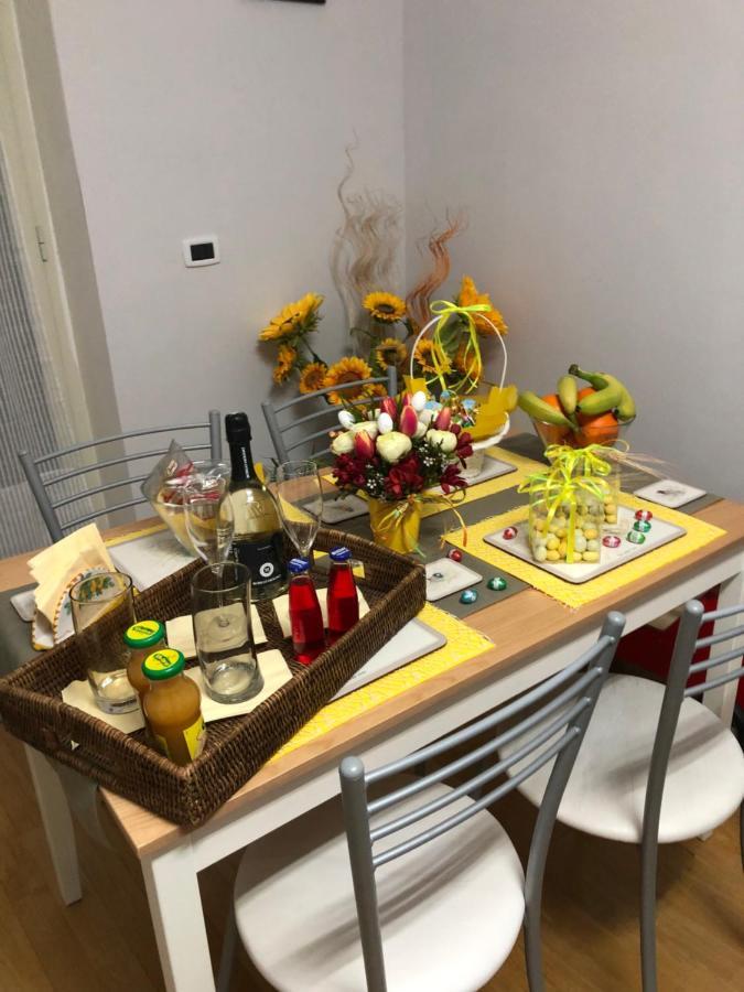 Il Giardino Della Reggia Bed & Breakfast Caserta Ngoại thất bức ảnh