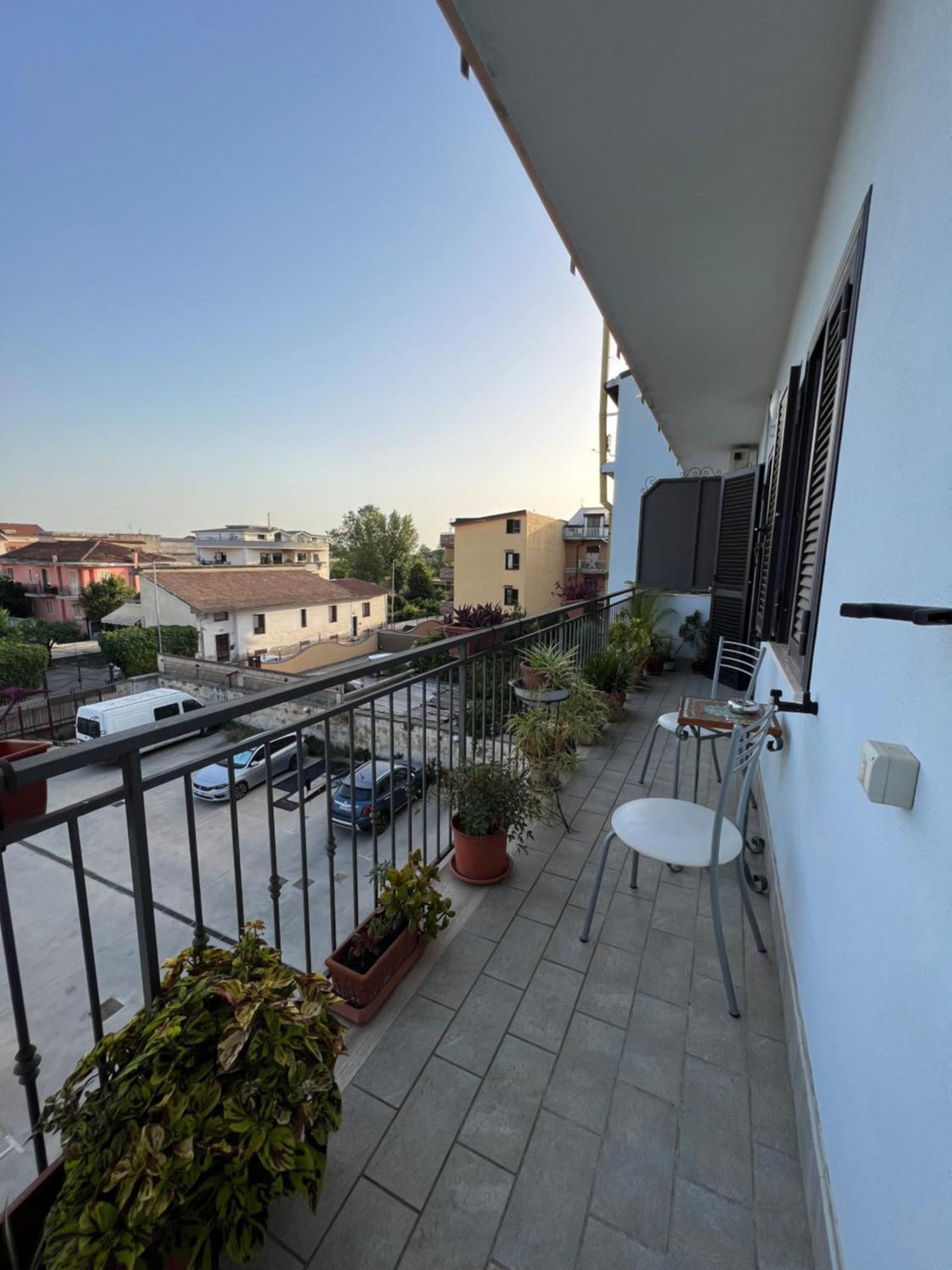 Il Giardino Della Reggia Bed & Breakfast Caserta Ngoại thất bức ảnh