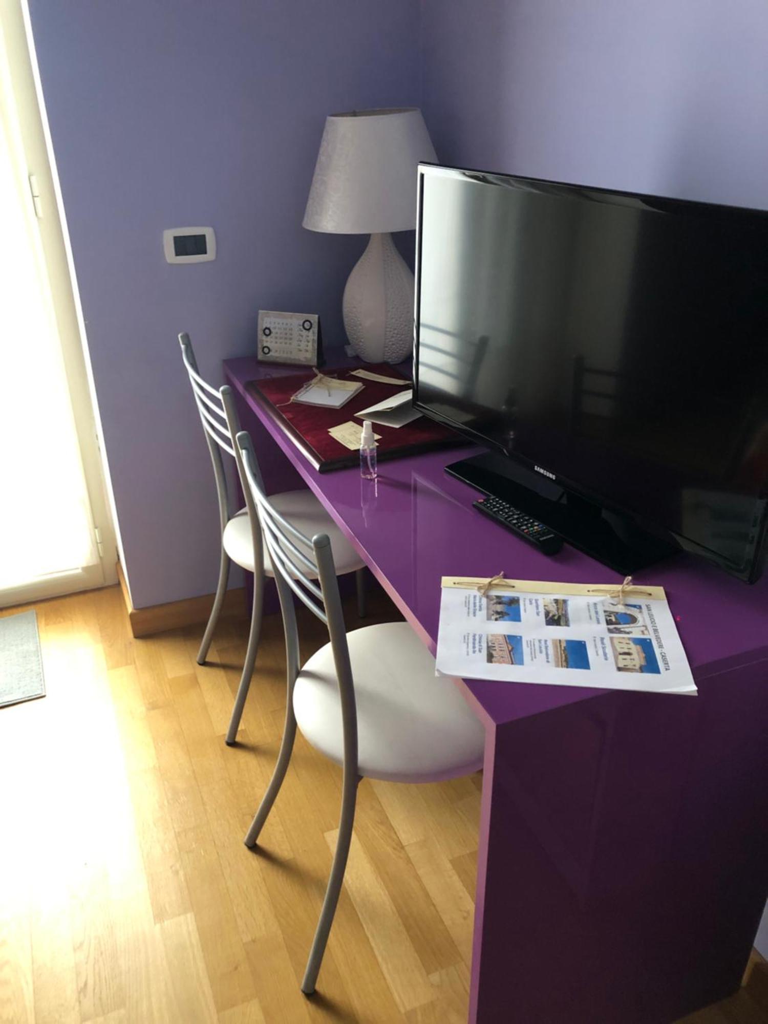 Il Giardino Della Reggia Bed & Breakfast Caserta Ngoại thất bức ảnh